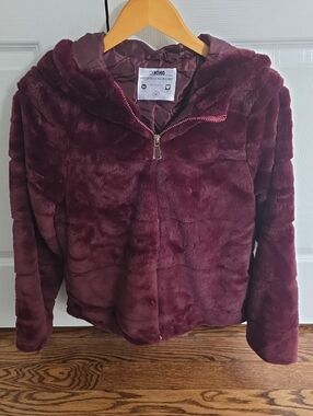 NWOT Ci Sono Size M Faux Fur Jacket With Hood